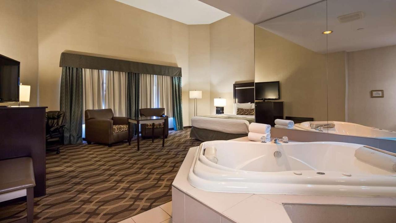 Best Western Plus Travel Hotel Toronto Airport Kültér fotó