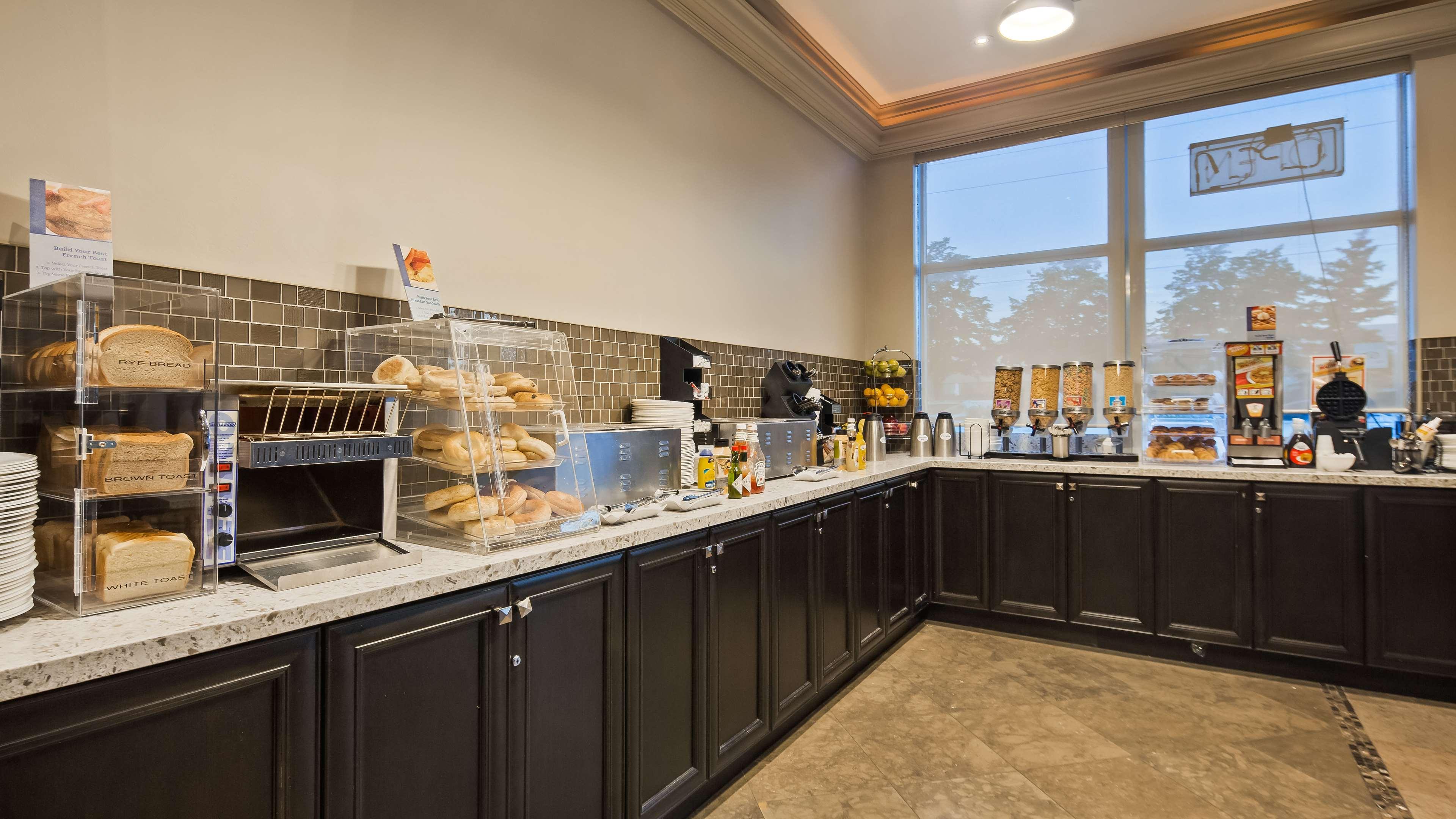 Best Western Plus Travel Hotel Toronto Airport Kültér fotó