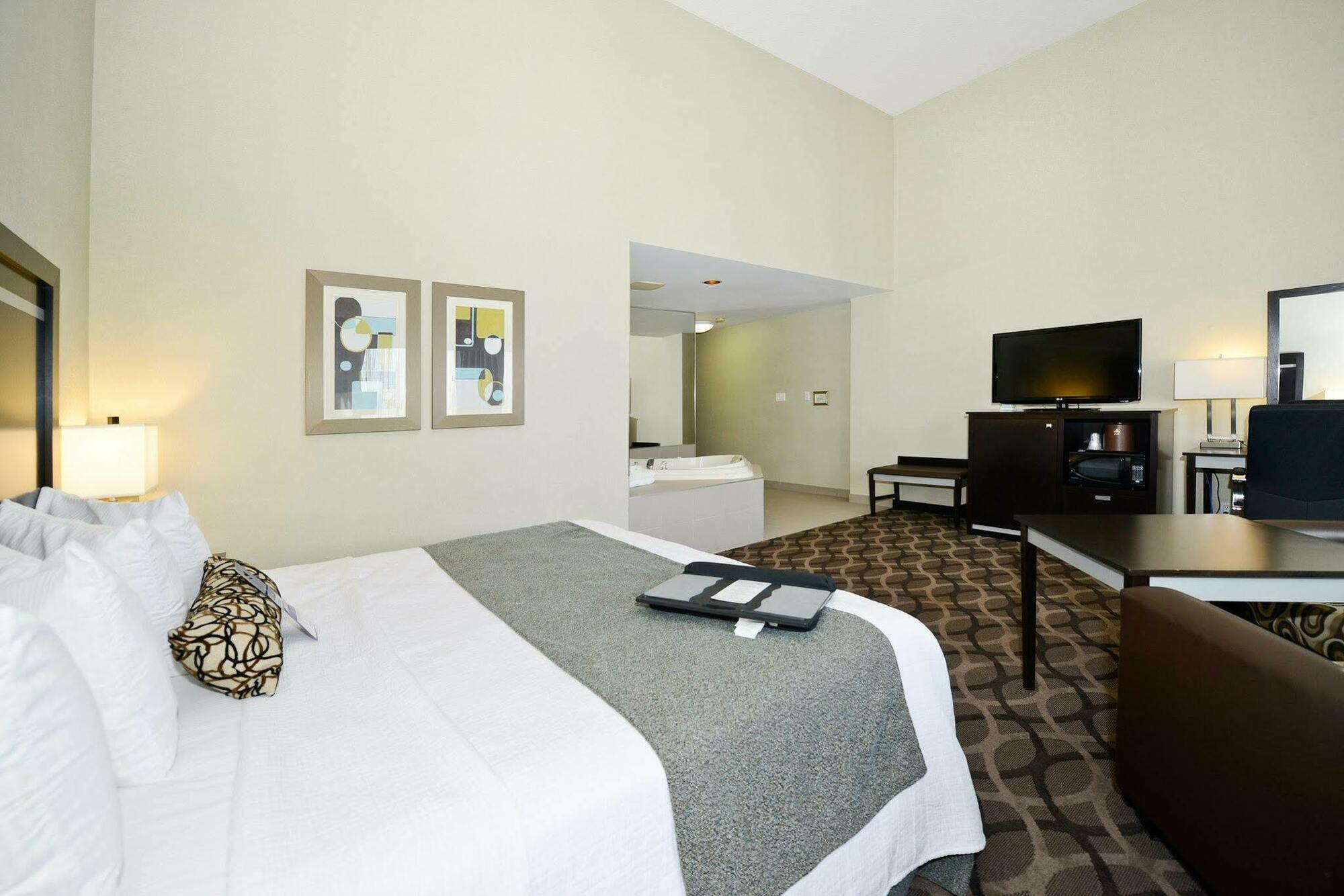 Best Western Plus Travel Hotel Toronto Airport Kültér fotó